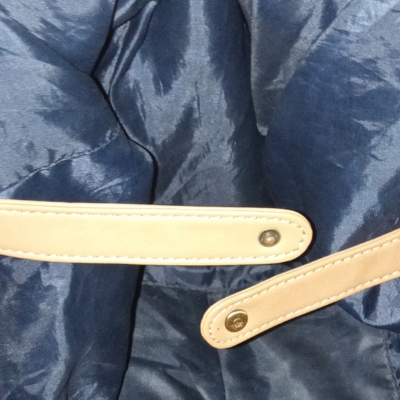 Tommy Hilfiger tote - Picture 4 of 6